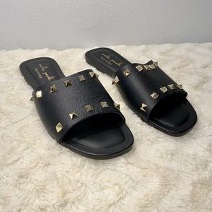 bathroom slippers primark